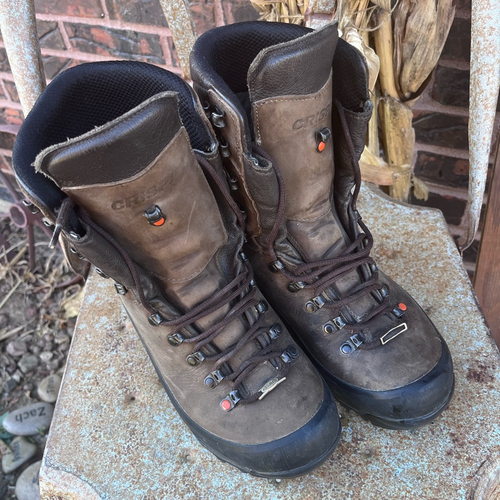 Crispi Guide GTX Boots. Mens size 8.5.